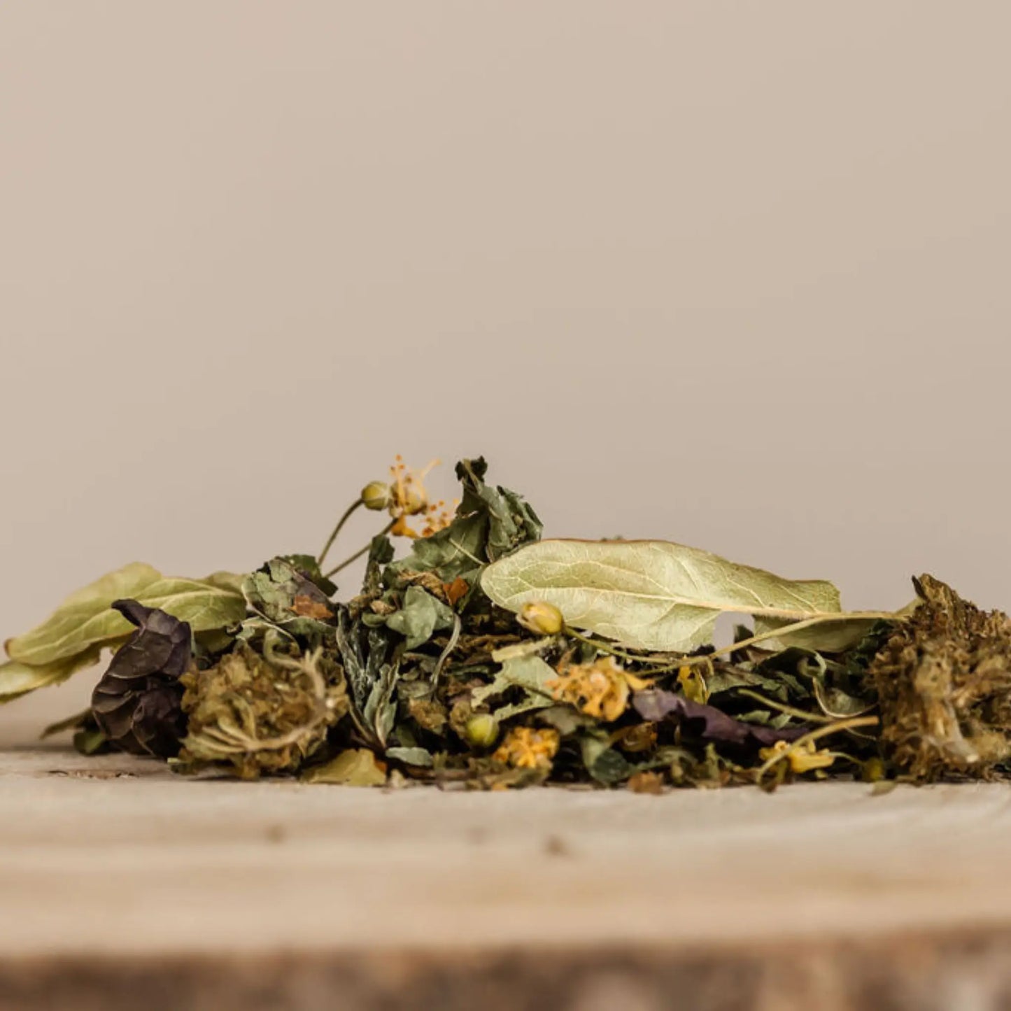 SÉLÉNÉ - INFUSION AU CBD BIO les plantes de tomine