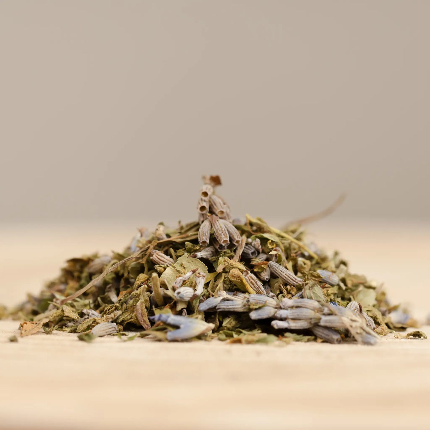 VIOLETTE - INFUSION 100% FRANÇAISE AU CBD BIO les plantes de tomine